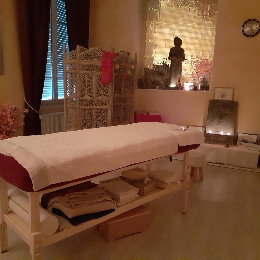 Le Relais De L'Aube Hotel Villers-Bretonneux Екстериор снимка